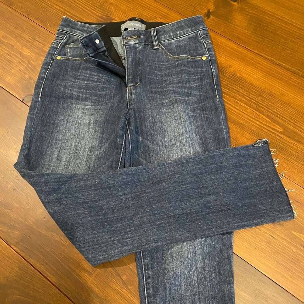 Wit and Wisdom. Ab-Solution High Waist Raw Hem Skinny Crop Jeans. Never worn,